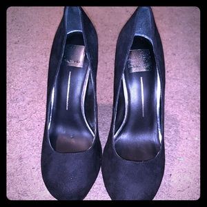 Brand new dolce vita black suede pumps